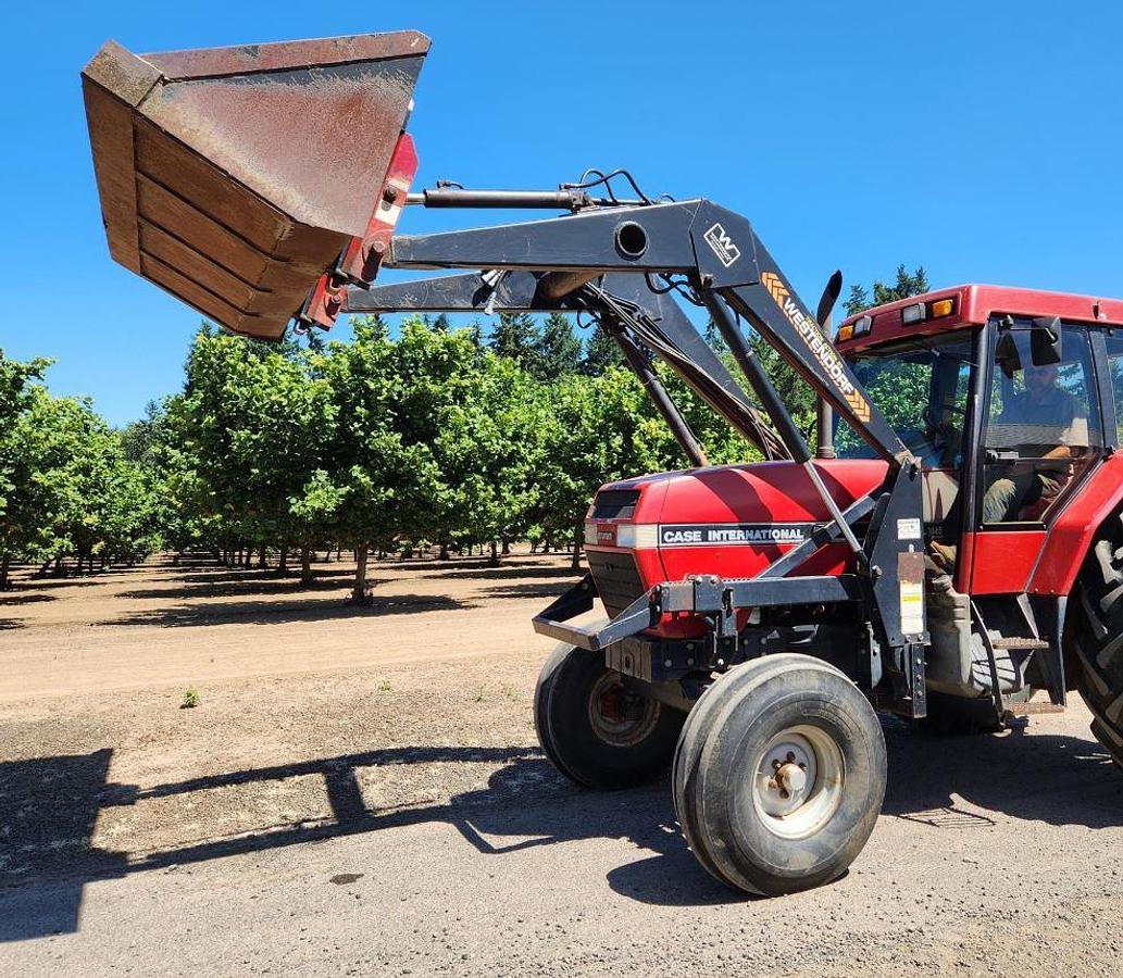 Used 1993 Case IH 5140 Tractor