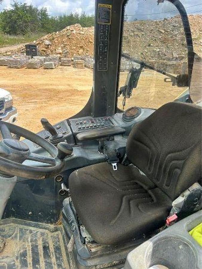 Used 2015 JOHN DEERE 304K