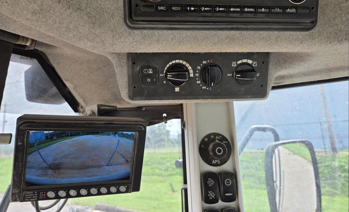 Used 2014 Volvo L180G