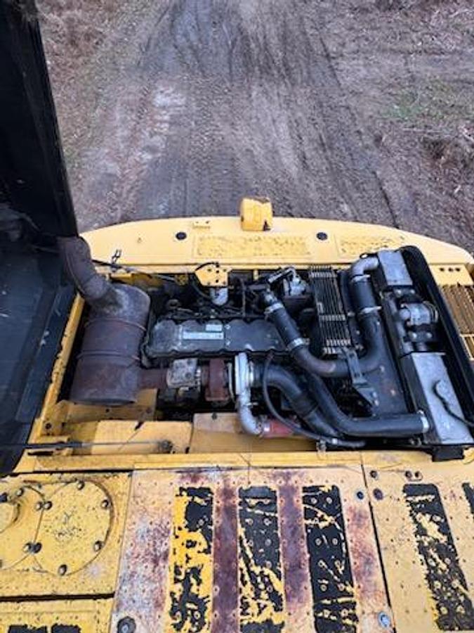 Used 2009 KOMATSU PC-200 Excavator