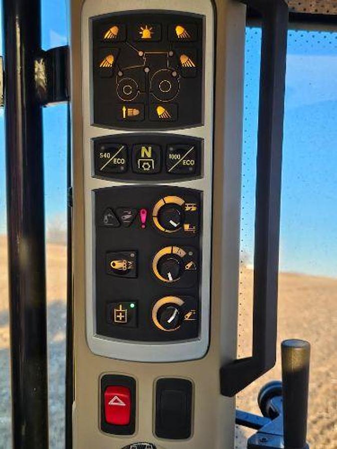 Used 2022 Massey Ferguson 6714S