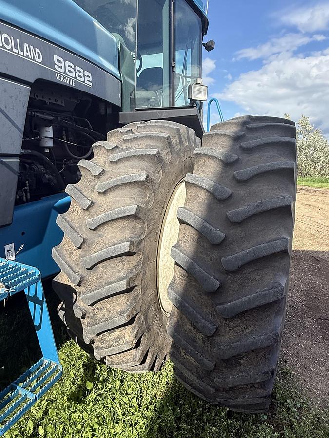 Used 1994 New Holland 9682