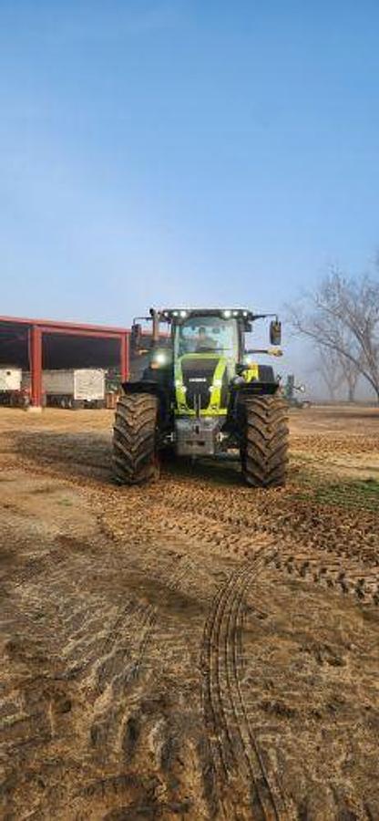 Used 2020 CLAAS Axion 940
