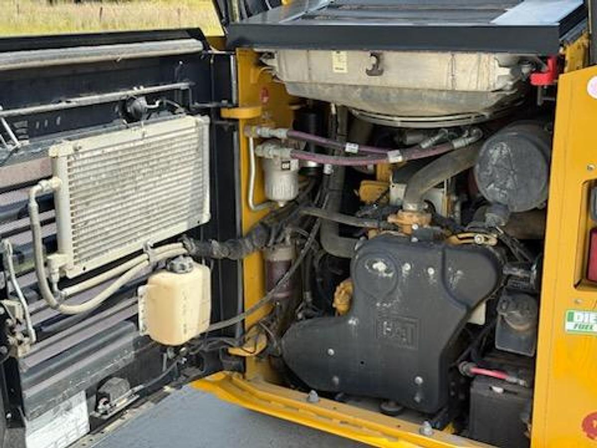 Used 2018 Caterpillar 299D2 Track Skid Steer