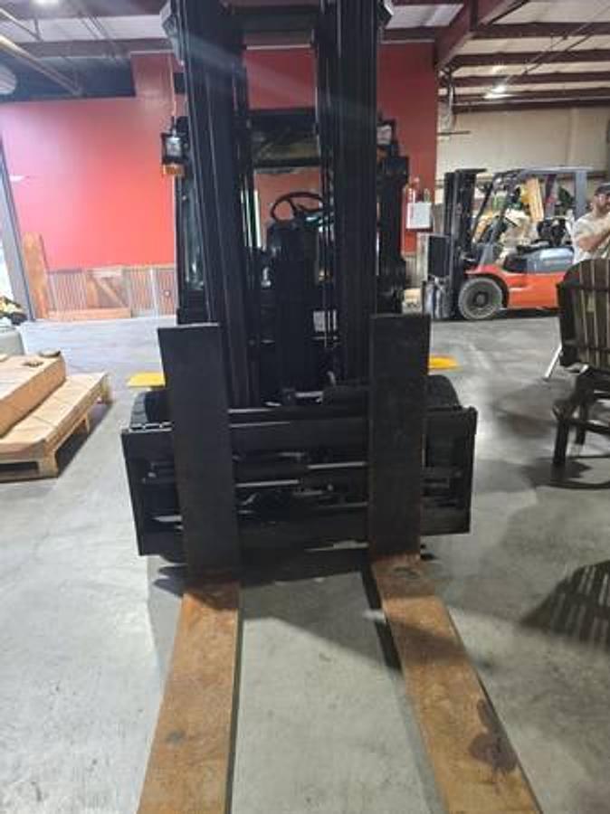 Used 2016 Hyundai 50DA-9F Forklift