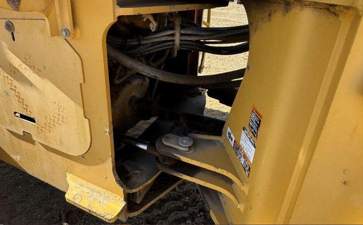 Used 1999 JOHN DEERE 624H