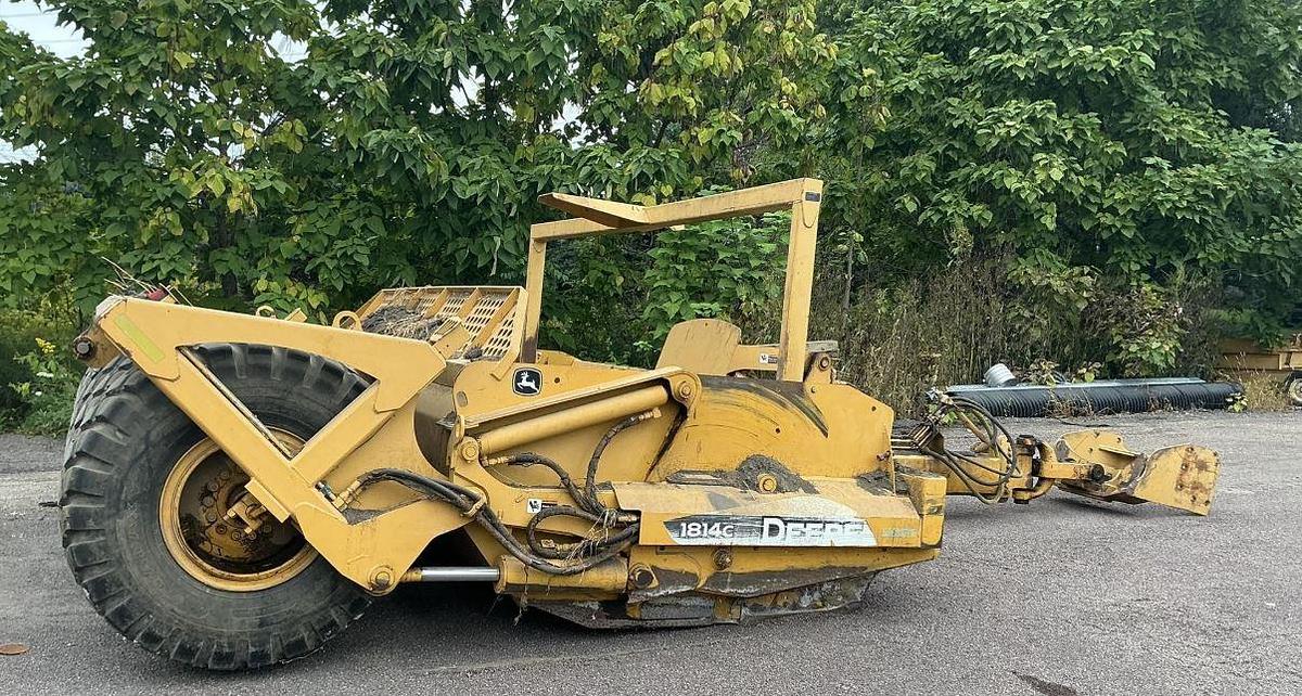 Used 2009 John Deere 1814c