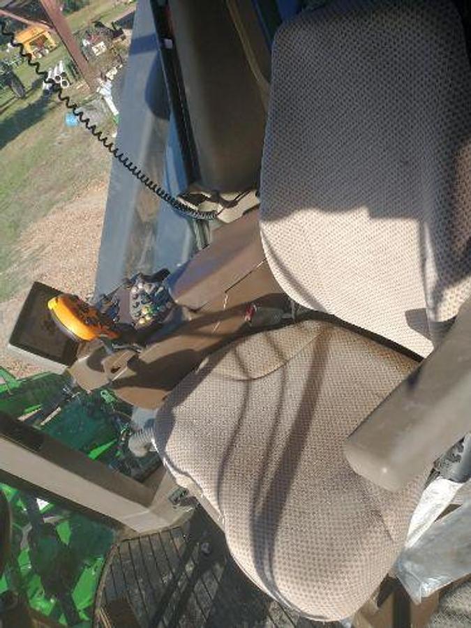 Used 2017 JOHN DEERE CP690 Cotton Picker