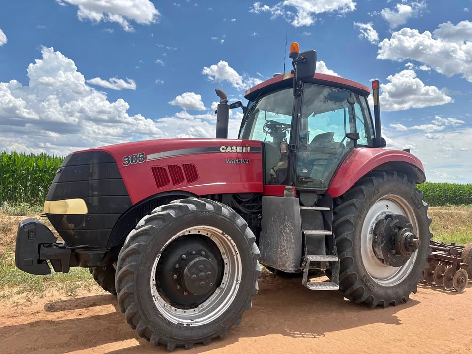 Used 2007 CASE MAGNUM 305