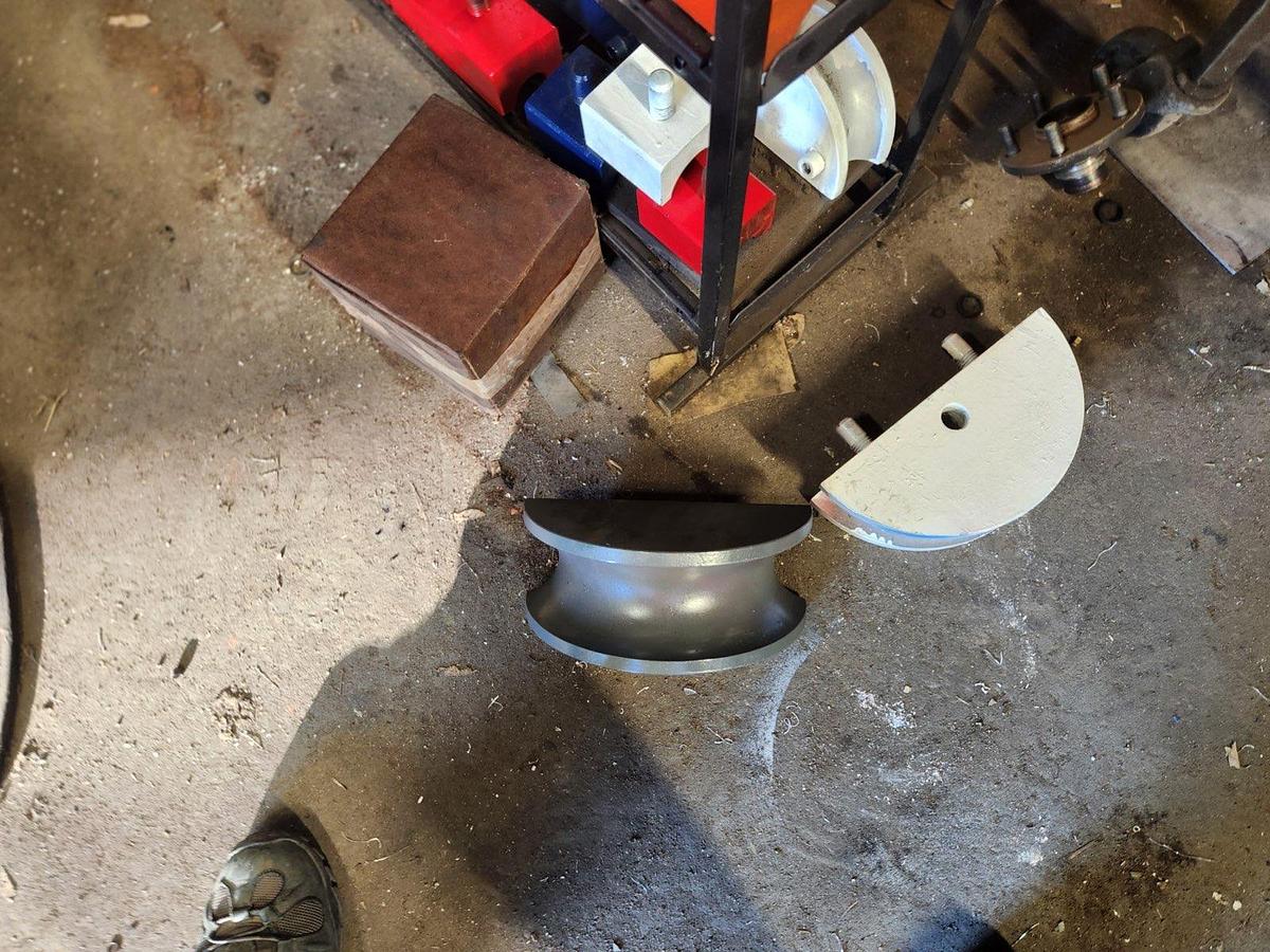 Used 2000 Huth Pipe Bender