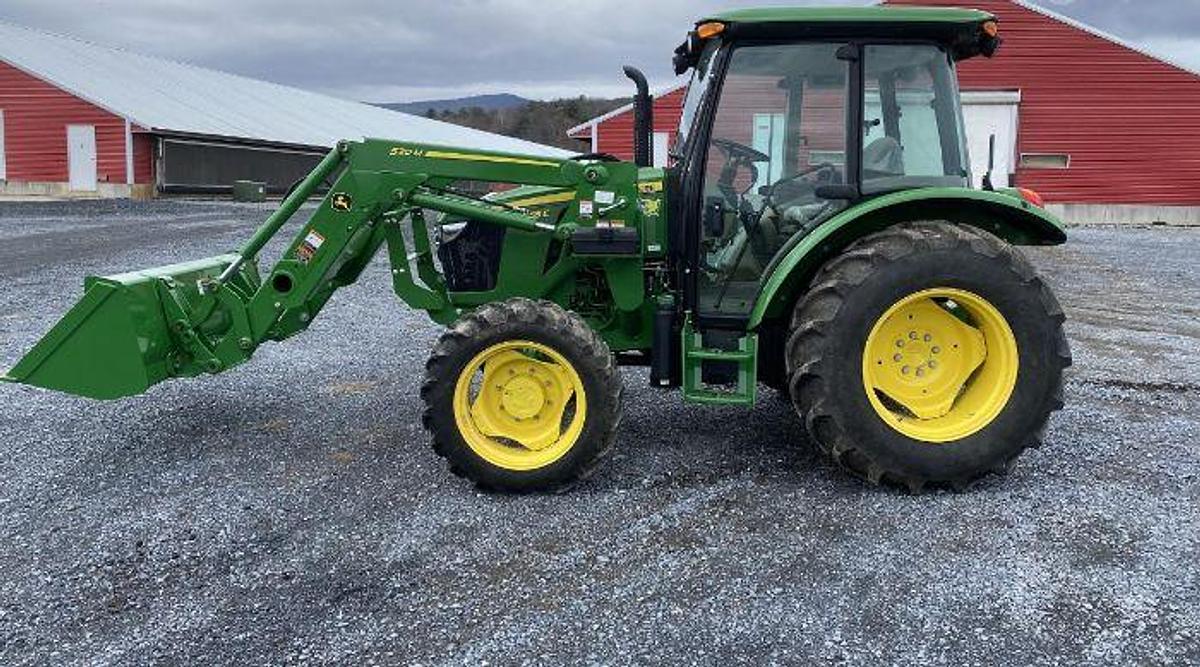Used 2021 JOHN DEERE 5065E