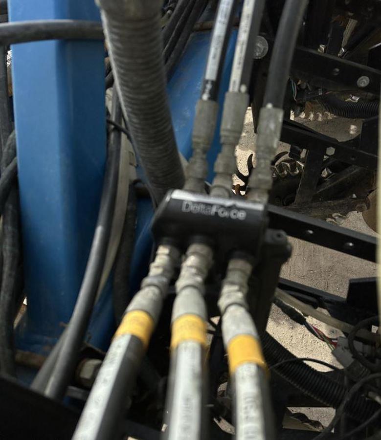 Used 1999 Kinze 2600