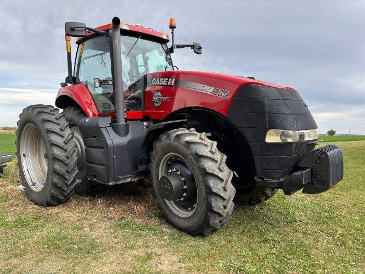 Used 2013 Case IH Magnum 235 Tractor