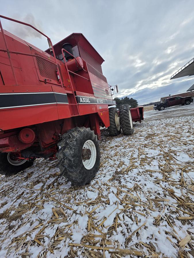 Used 1982 WHITE 9720 Combine