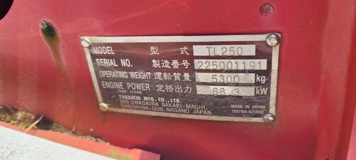 Used 2012 TAKEUCHI TL250