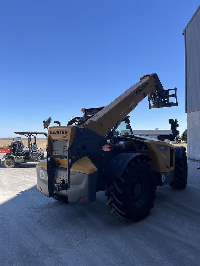 Used 2024 Liebherr T60-9S Telehandler