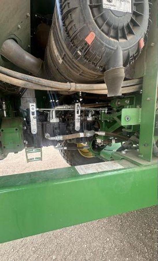 Used 2021 JOHN DEERE W235