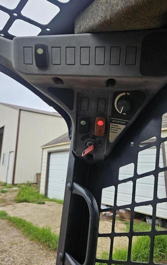 Used 2011 John Deere 326D Skid Steer Loader