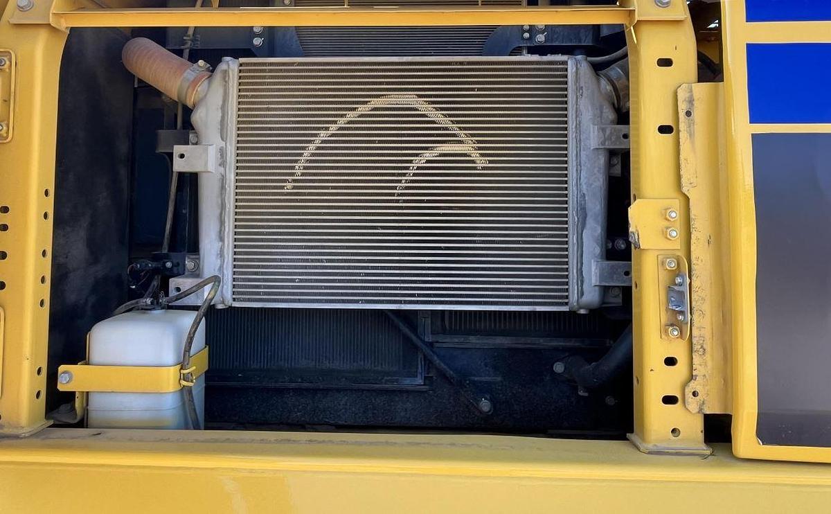 Used 2014 KOMATSU PC360LC-10