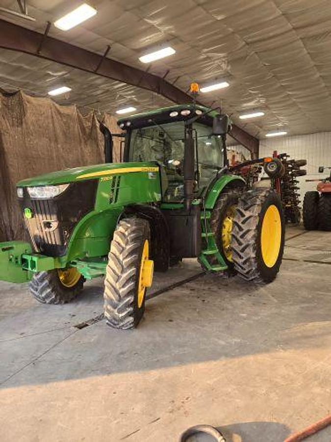 Used 2013 JOHN DEERE 7230R