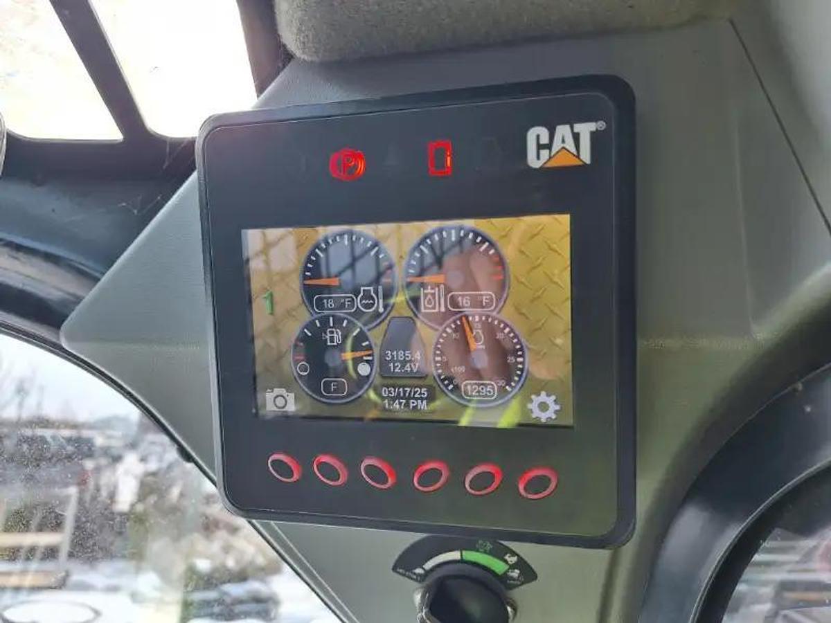 Used 2018 Caterpillar 259D