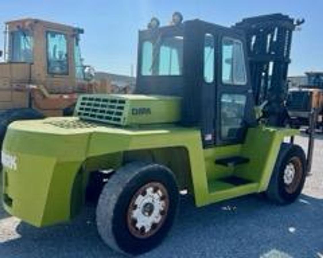 Used 1984 Clark Forklift
