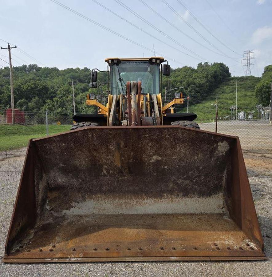 Used 2014 Volvo L180G