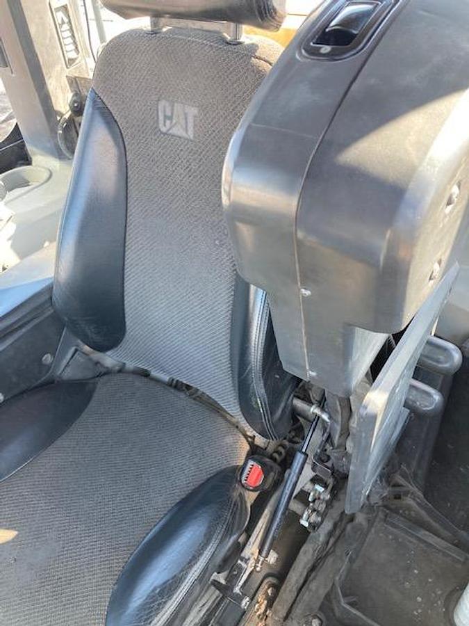 Used 2016 CATERPILLAR 988K