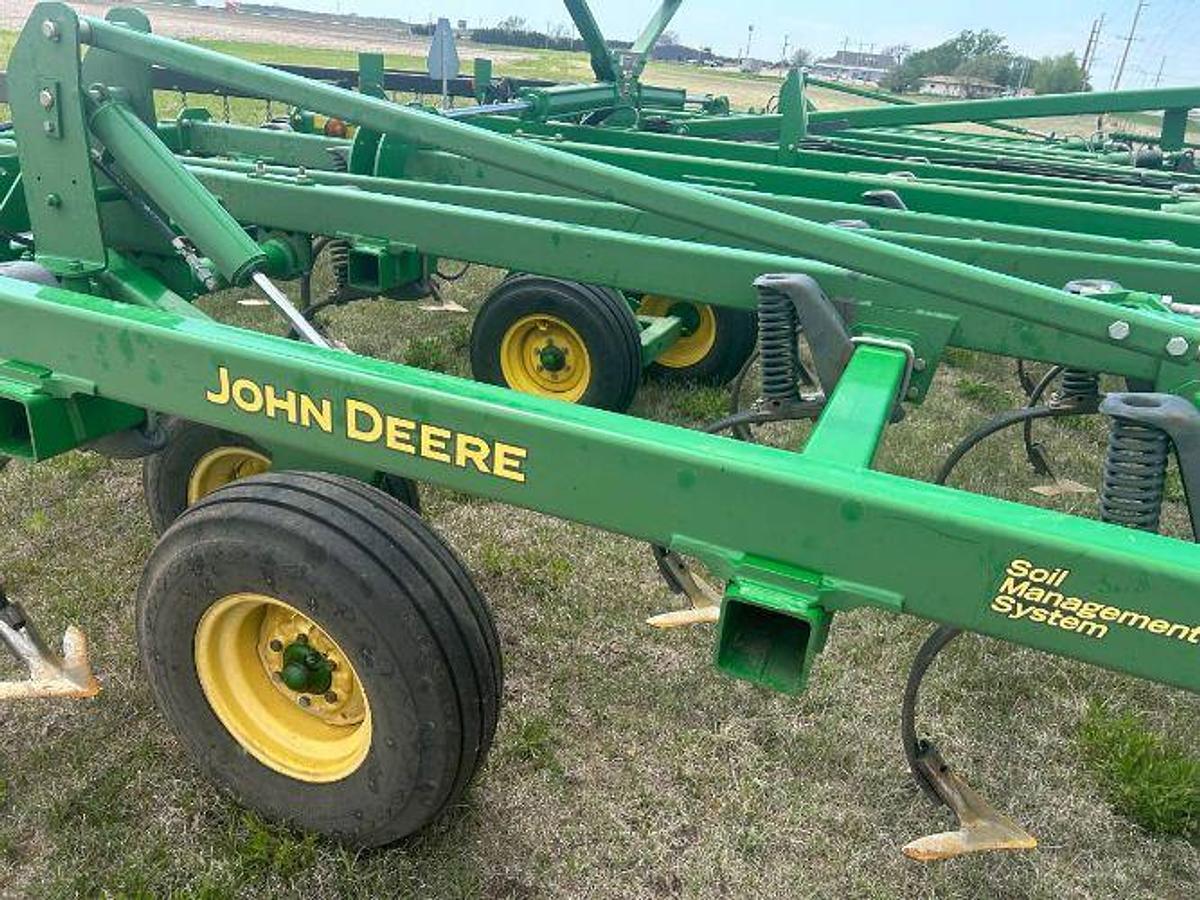 Used 2015 JOHN DEERE 23102015 2310 John Deere Mulch Finisher