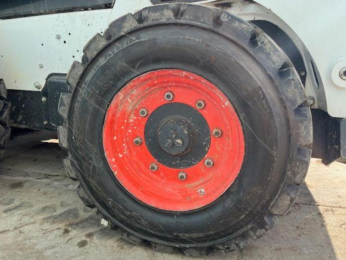 Used 2019 BOBCAT S740