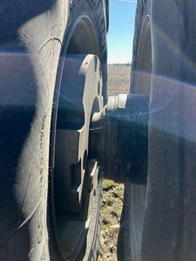 Used 2020 Challenger 1050