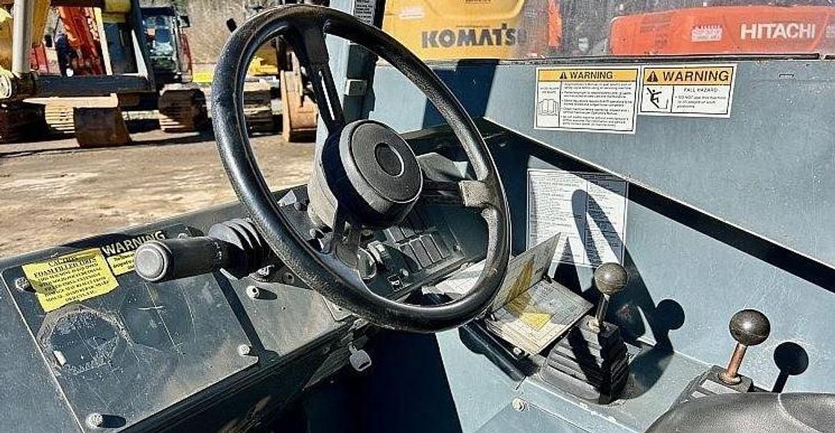 Used 2013 GEHL RS8-42 Telehandler