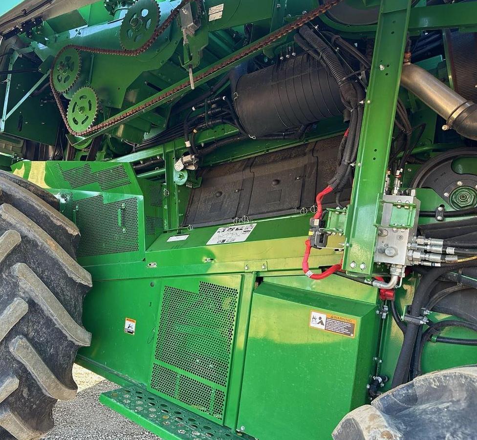Used 2023 John Deere S790