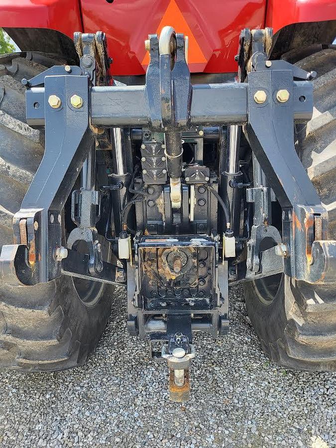 Used 2013 CASE IH MAGNUM 235 Tractor