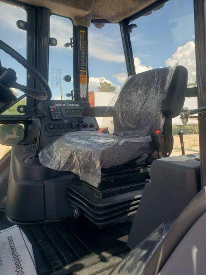 Used 2022 JOHN DEERE 410L