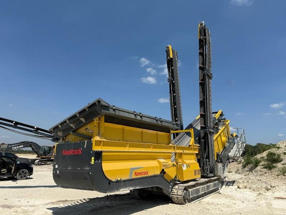 Used 2023 Powerscreen Chieftain Track Screener