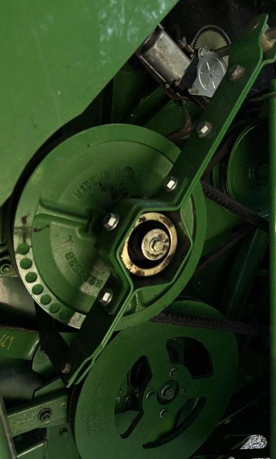 Used 2012 John Deere S670 Combine