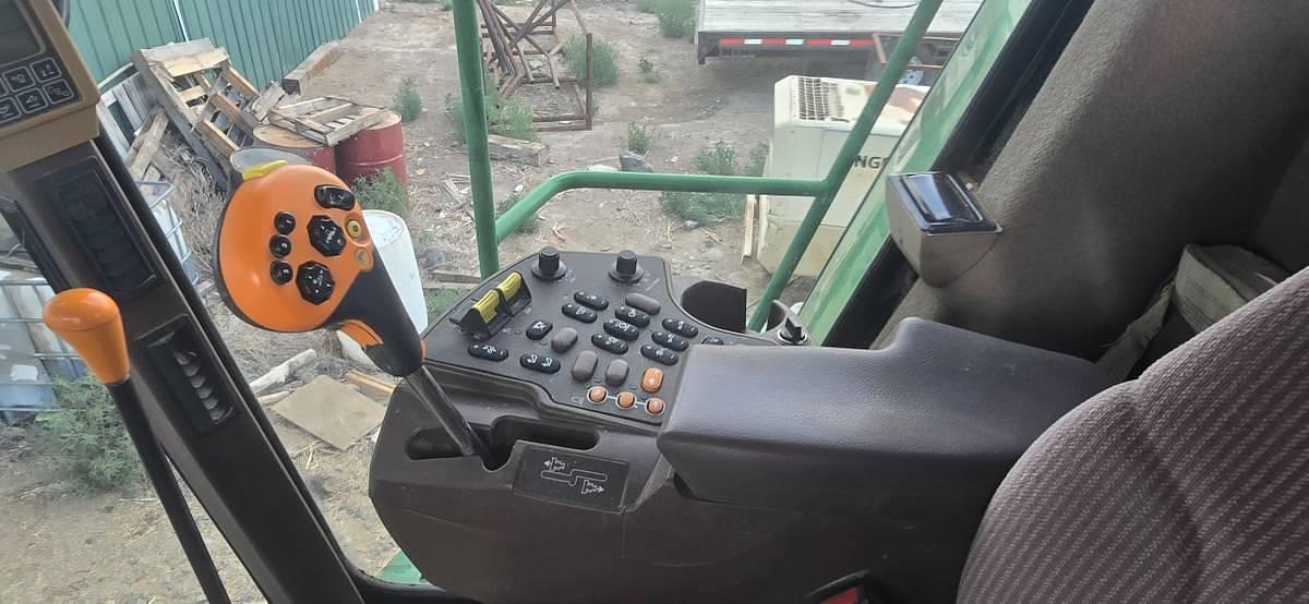 Used 2007 John Deere 9760 STS Combine