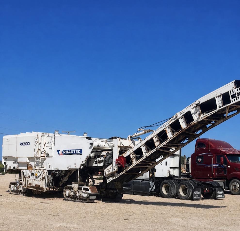 Used 2010 ROADTEC RX900 MILLING MACHINE
