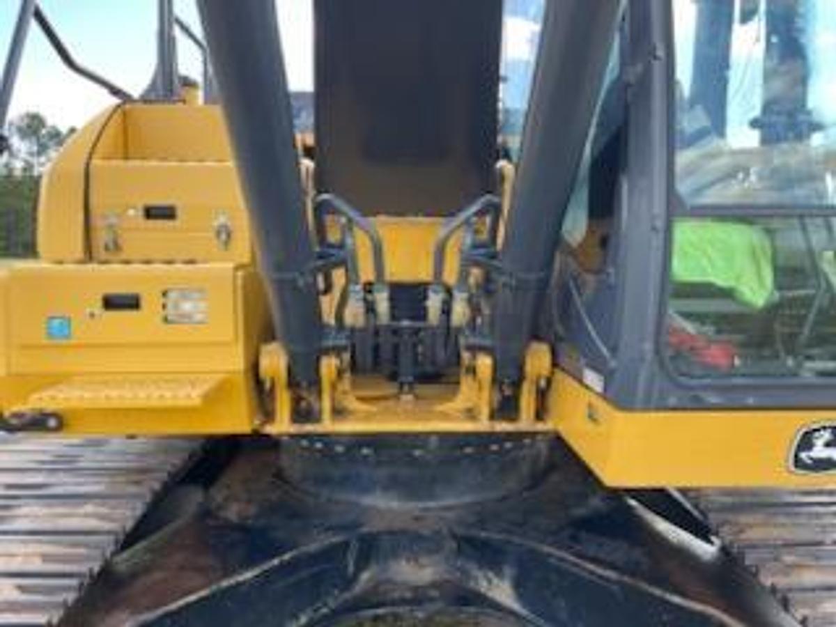 Used 2016 John Deere 210G LC