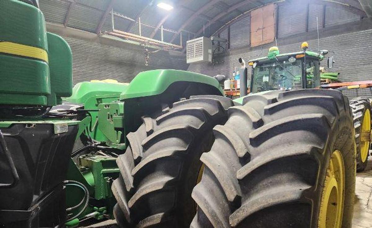 Used 2010 JOHN DEERE 9430