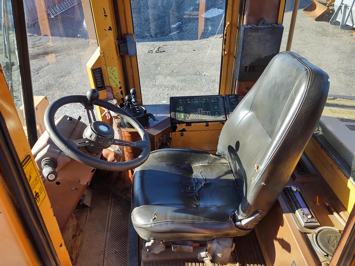 Used 1992 Case 621 Wheel Loader