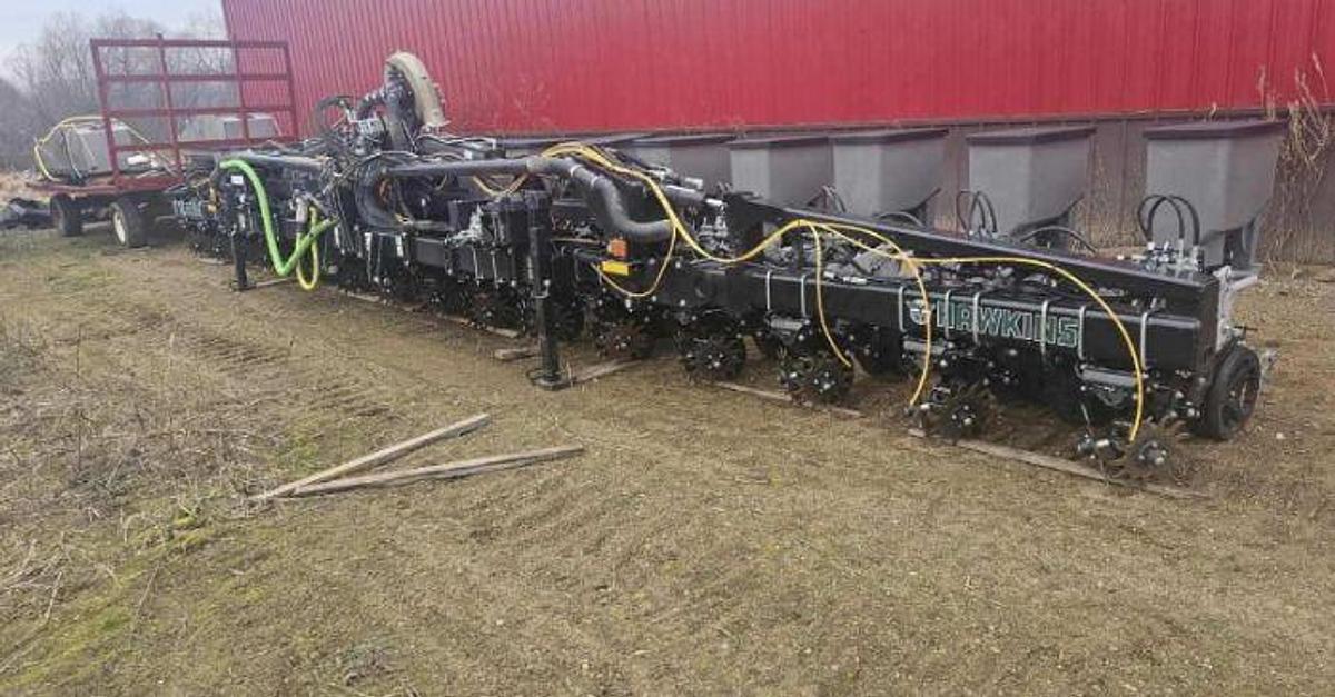 Used 2023 Hawkins Core 16