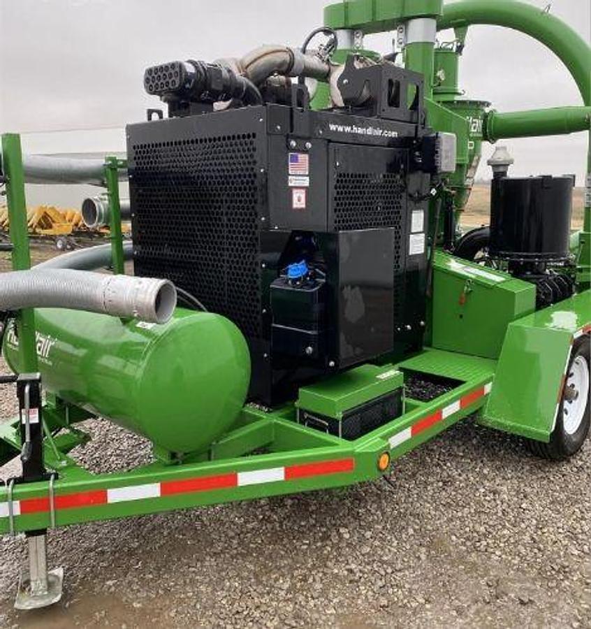 Used 2023 Handlair 680D