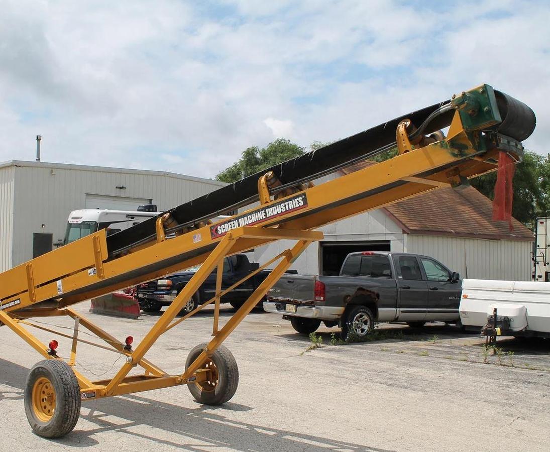 Used 2013 Screen Machine Might 2