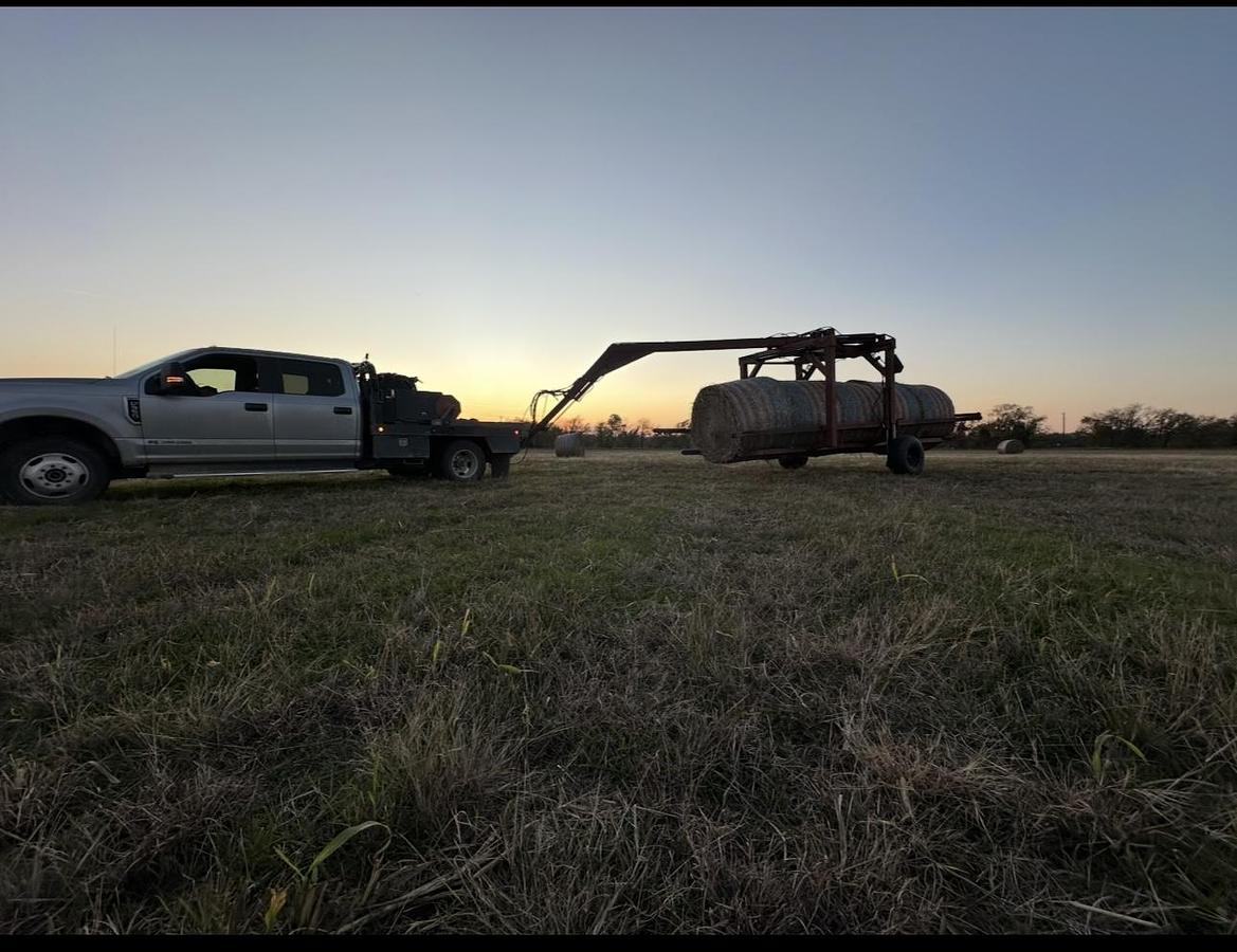 Used 5-Bale Round Bale Mover