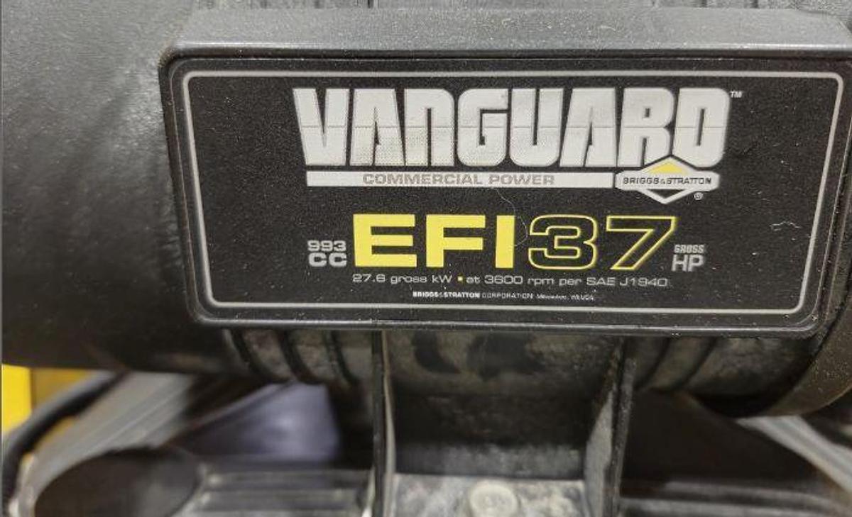 Used 2017 Hustler Super 104