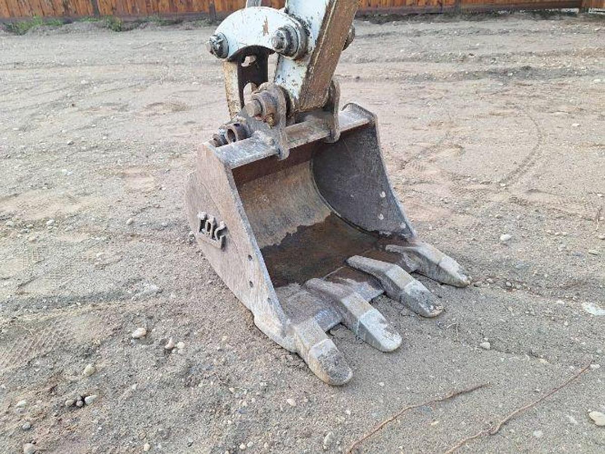 Used 2012 Tekeuchi TB016