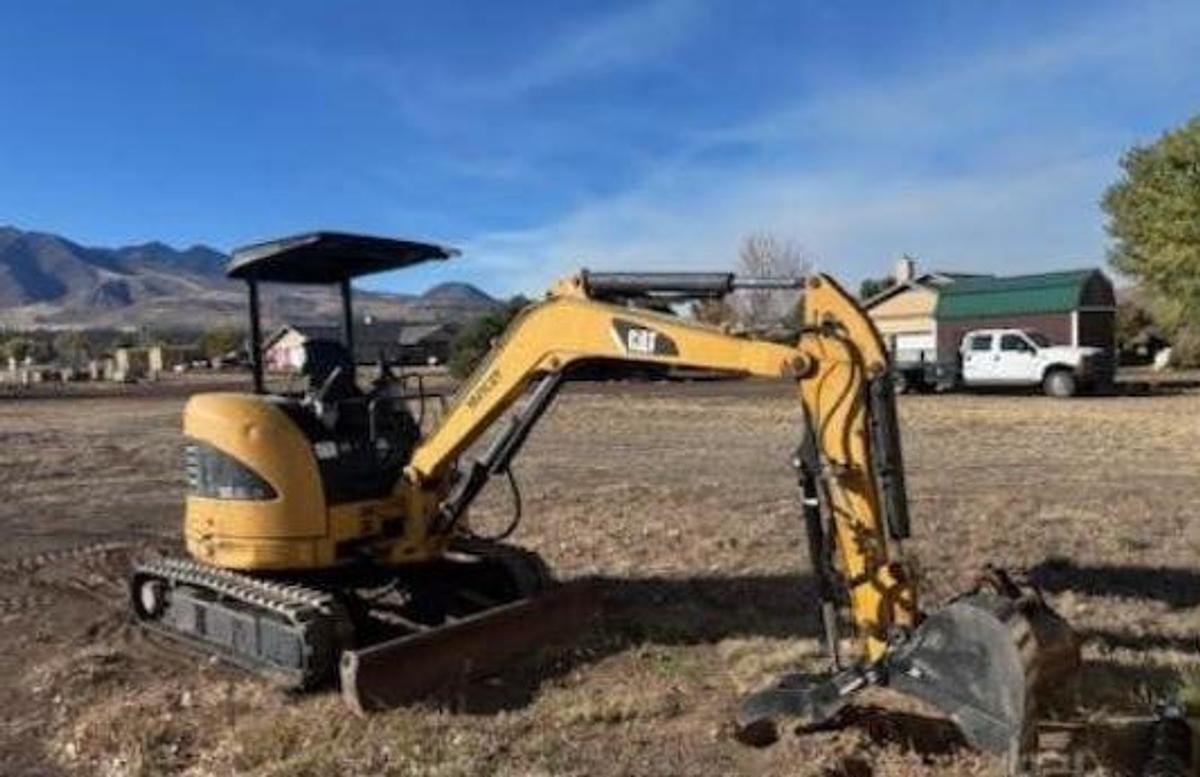 Used 2017 CATERPILLAR 303.5C Excavator