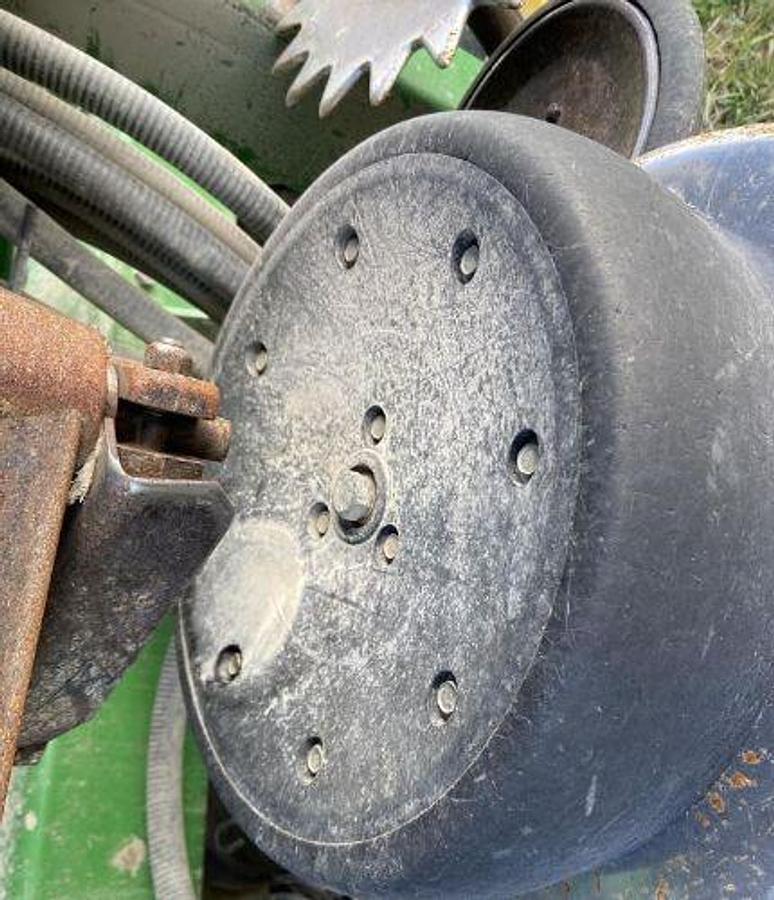 Used 2007 JOHN DEERE 1690 CCS